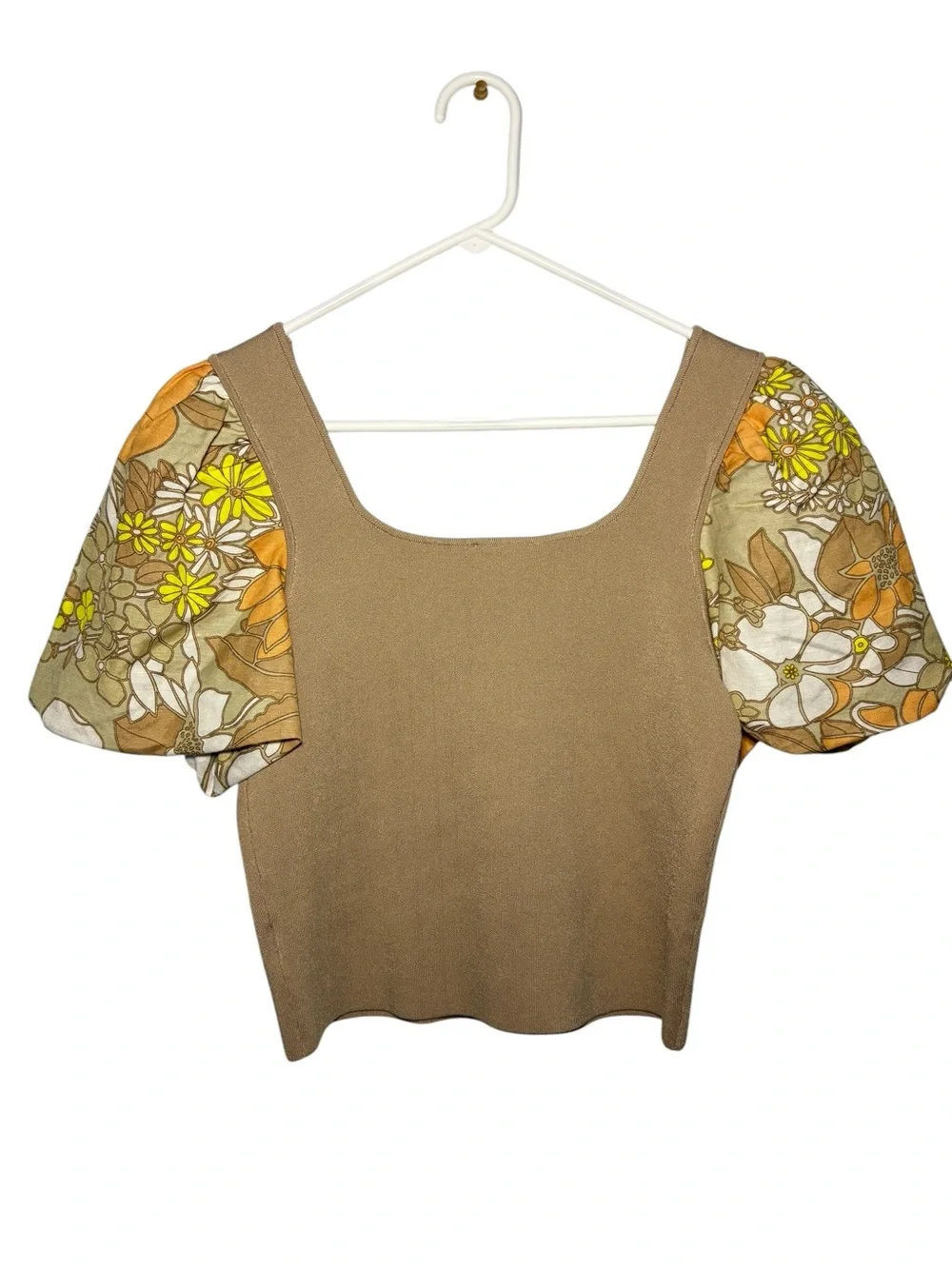 Current Air NWT top Taupe Knit Crop with Floral Orange Puff Sleeves Size Small - Picture 4 of 8